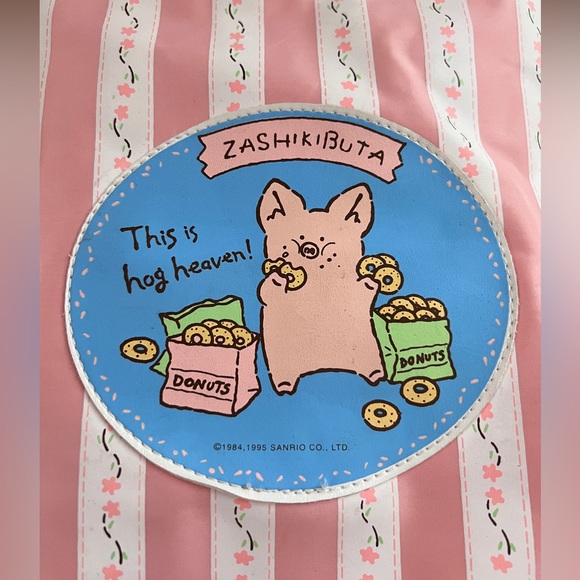 Sanrio waterproof essential tote in floral print. - Picture 4 of 6